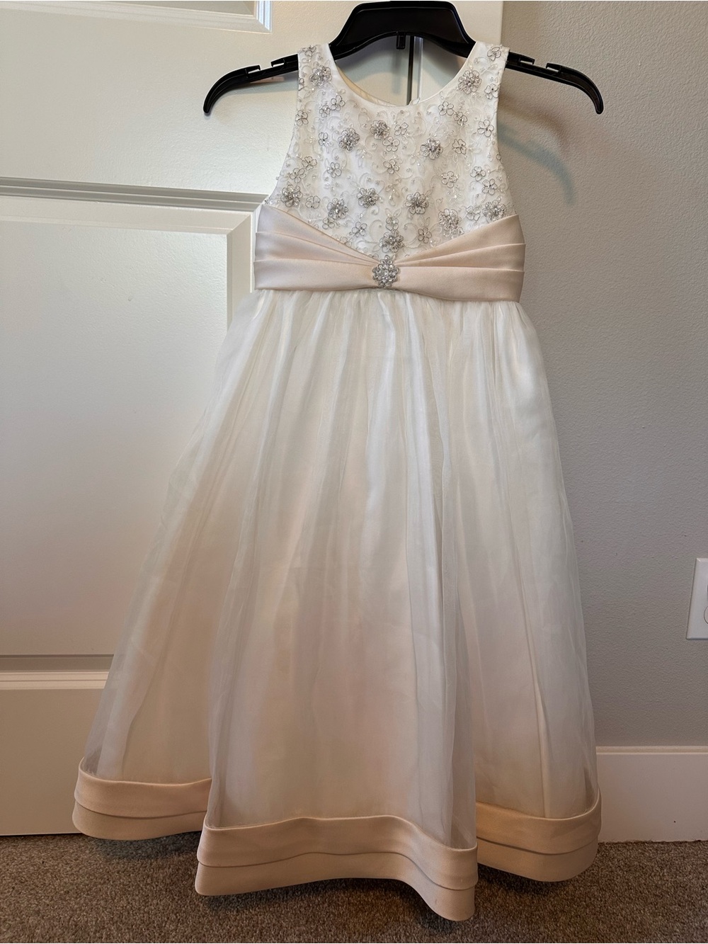 White & Ivory Flower-Embellished Girls' Flower Girl/First Communion Dress